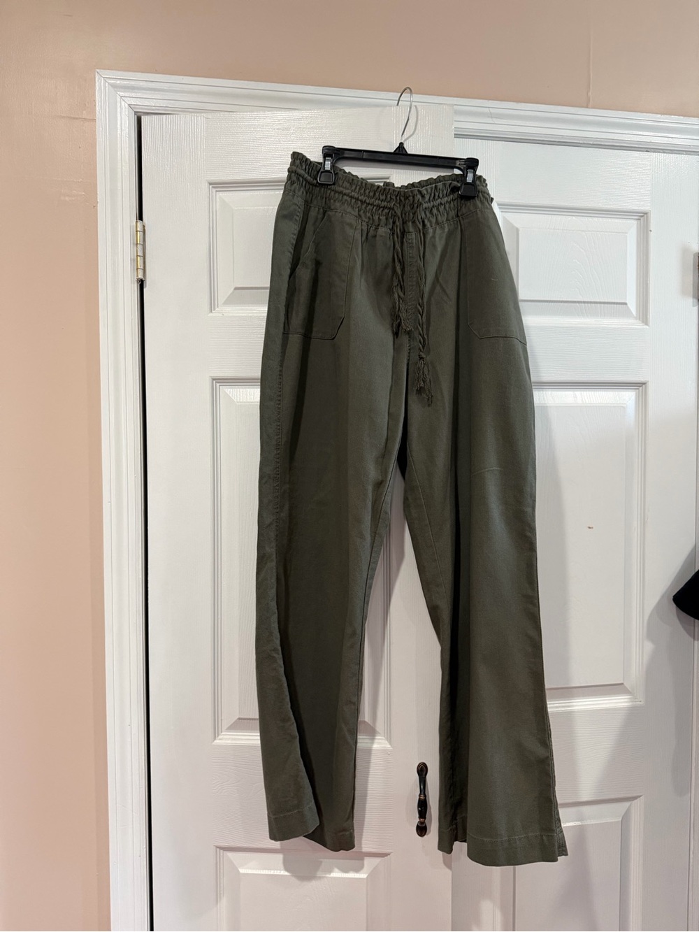 Ci Sono Sage Green Pants